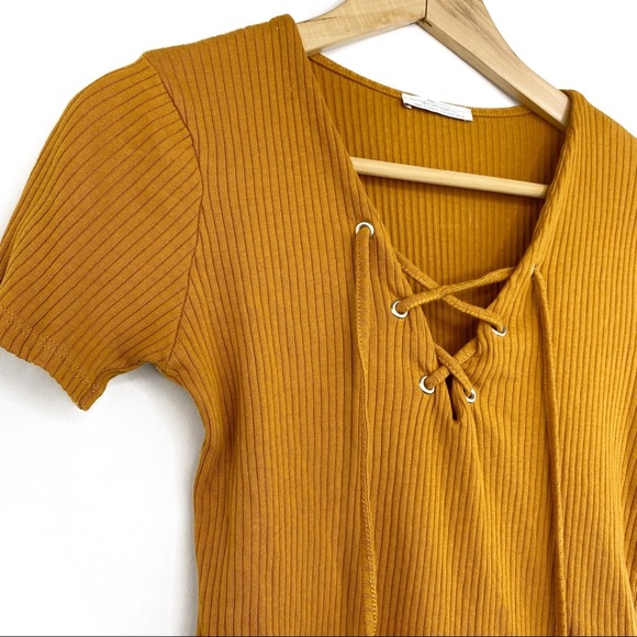 5/$25 Zara Lace Up Mustard Tee M - Picture 4 of 6